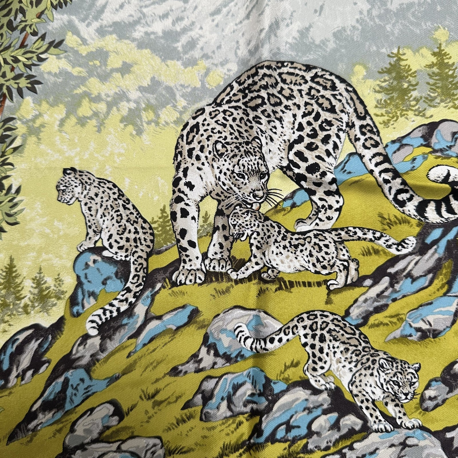 Robert Dallet : le maître des Carrés animaliers Hermès