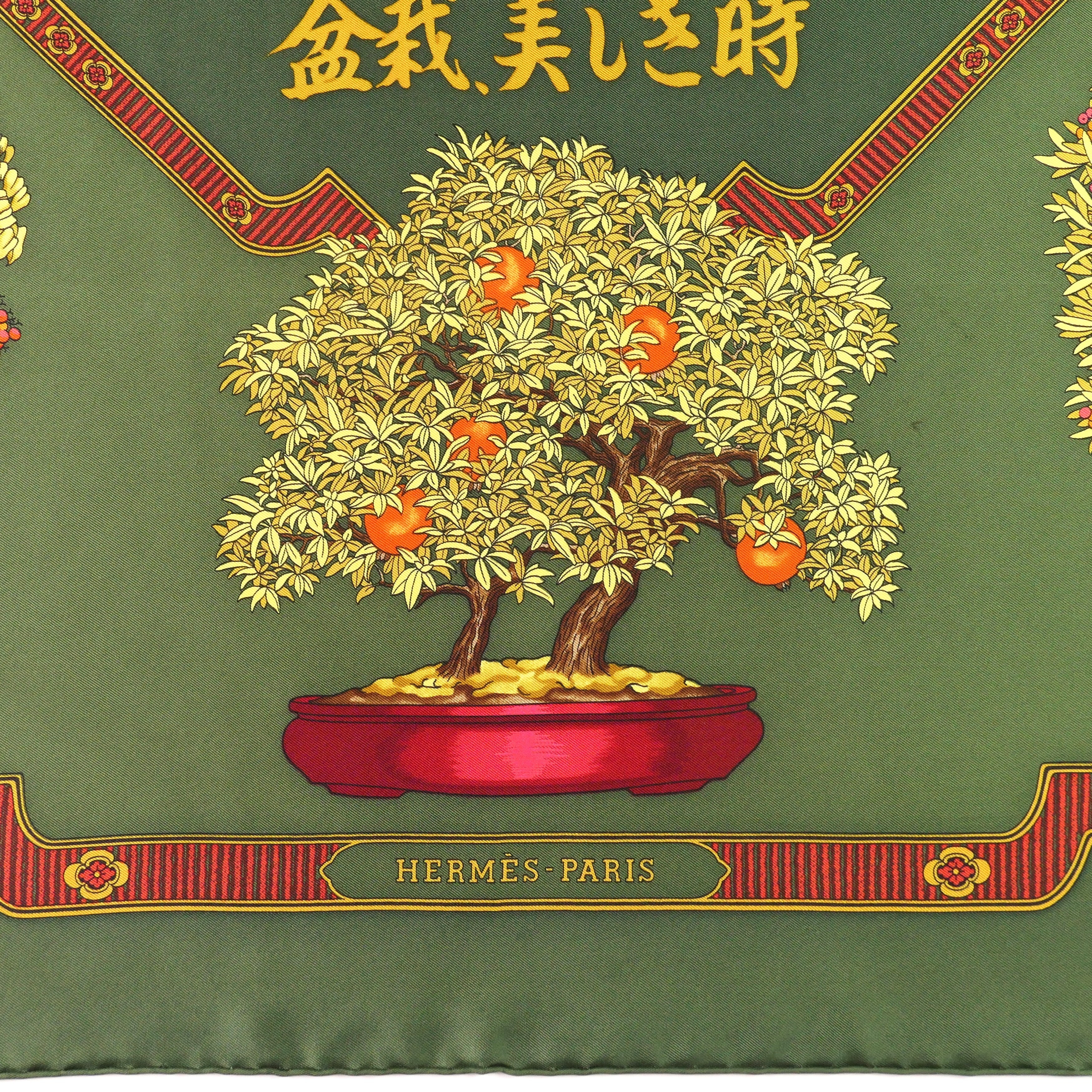 Carré Hermès Les Beaux Jours des Bonsaï 90 cm soie, signature Hermès Paris et bonsaï