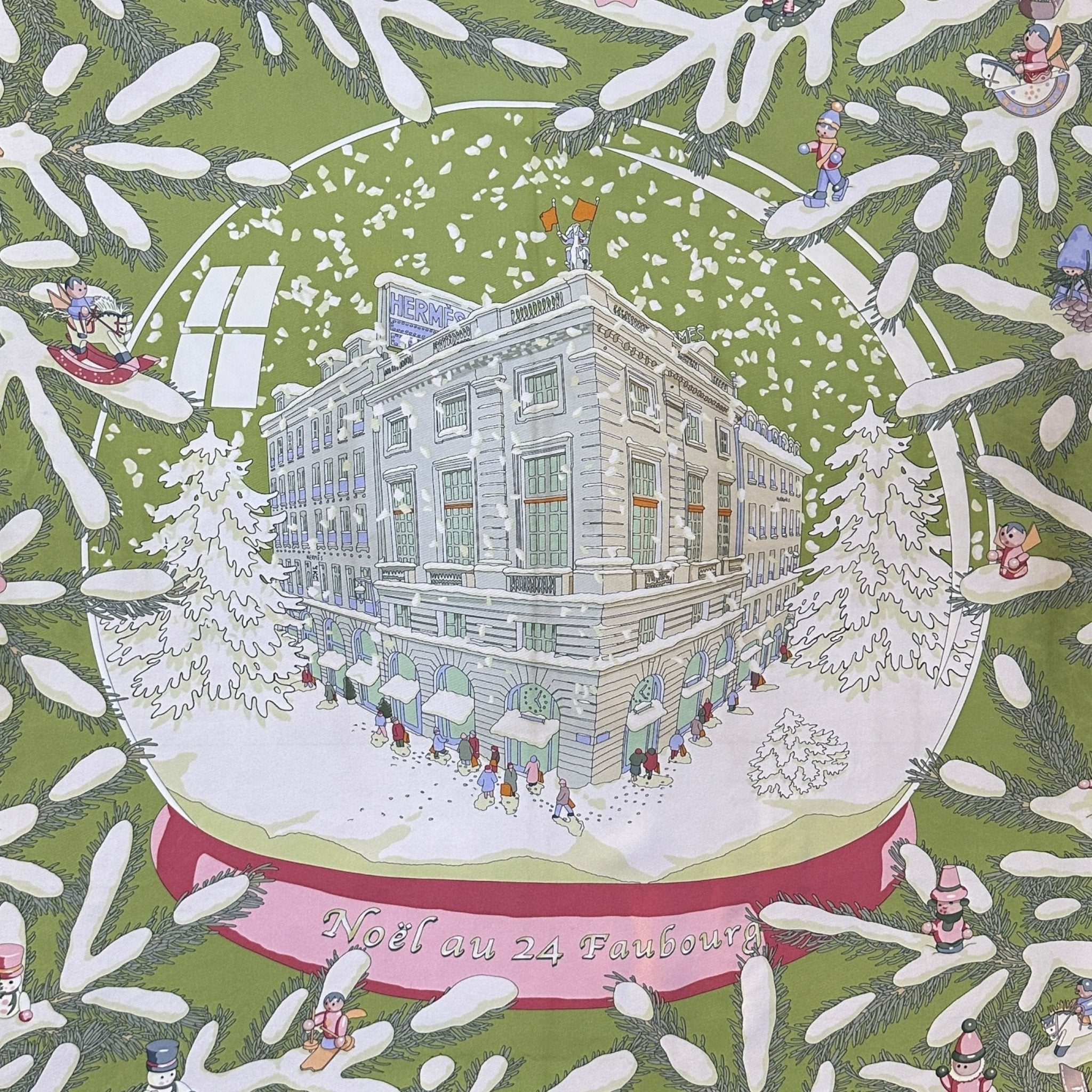 boule de neige au centre du foulard