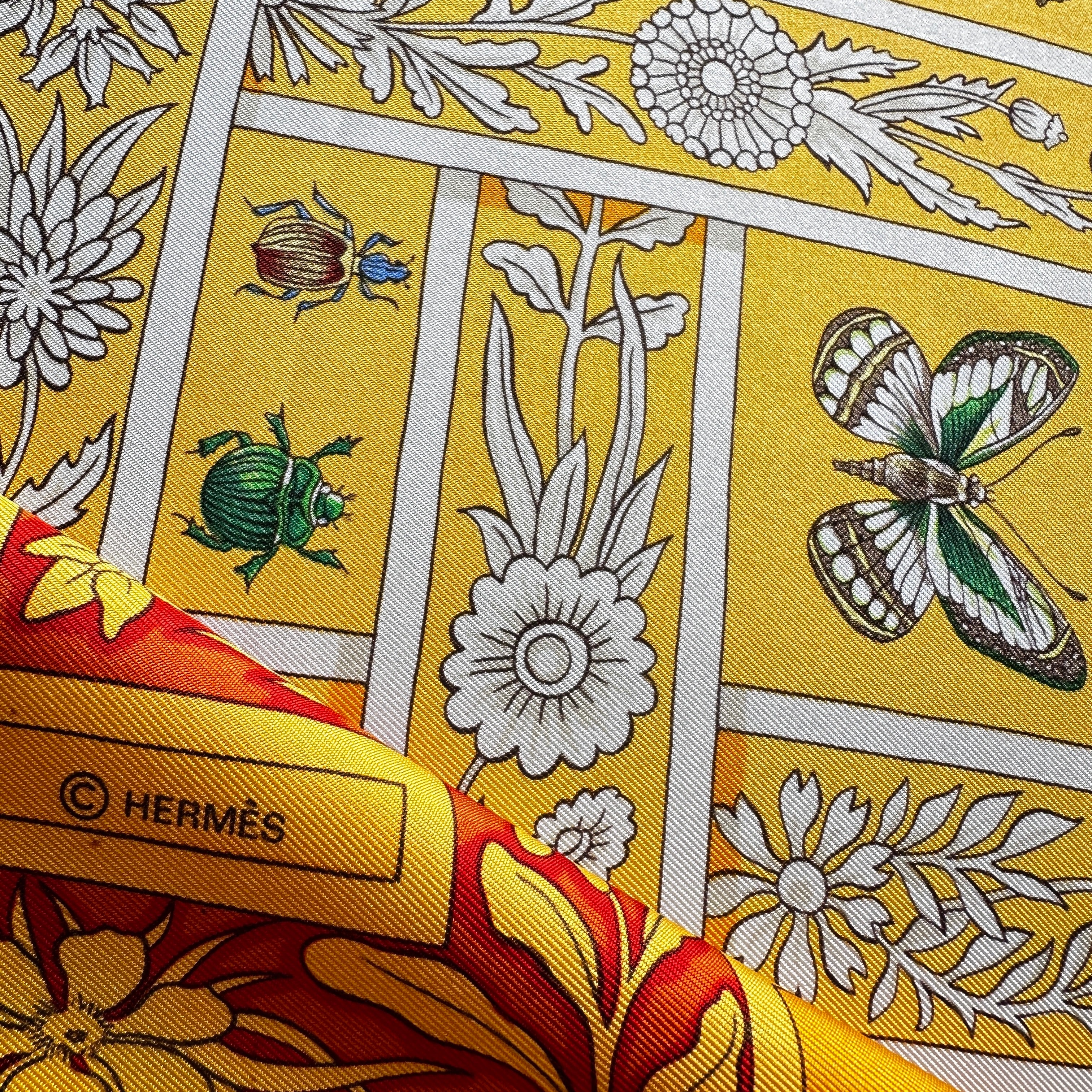 zoom sur le copyright ermès dans le dessin 